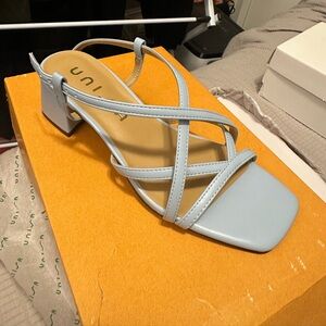NWT Unisa Blue Block Heel Sandal